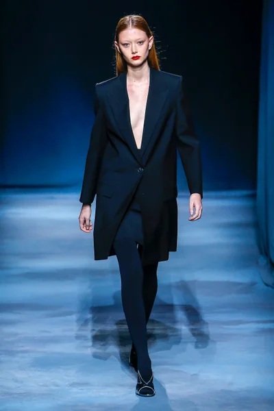 Look 46
